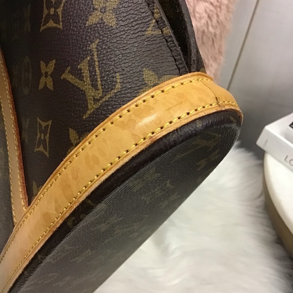 Louis Vuitton Large Tote - Picture 7 of 10